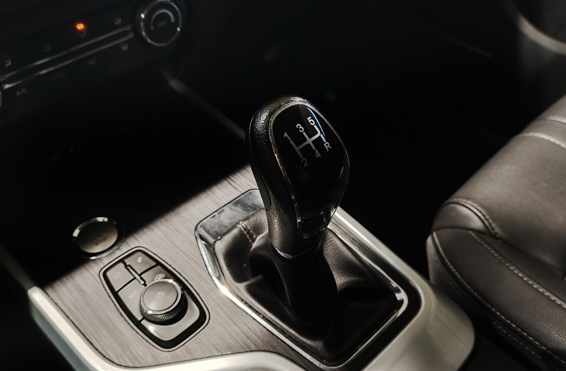 DR AUTOMOBILES DR 4.0 DR4 1.5 - foto 5