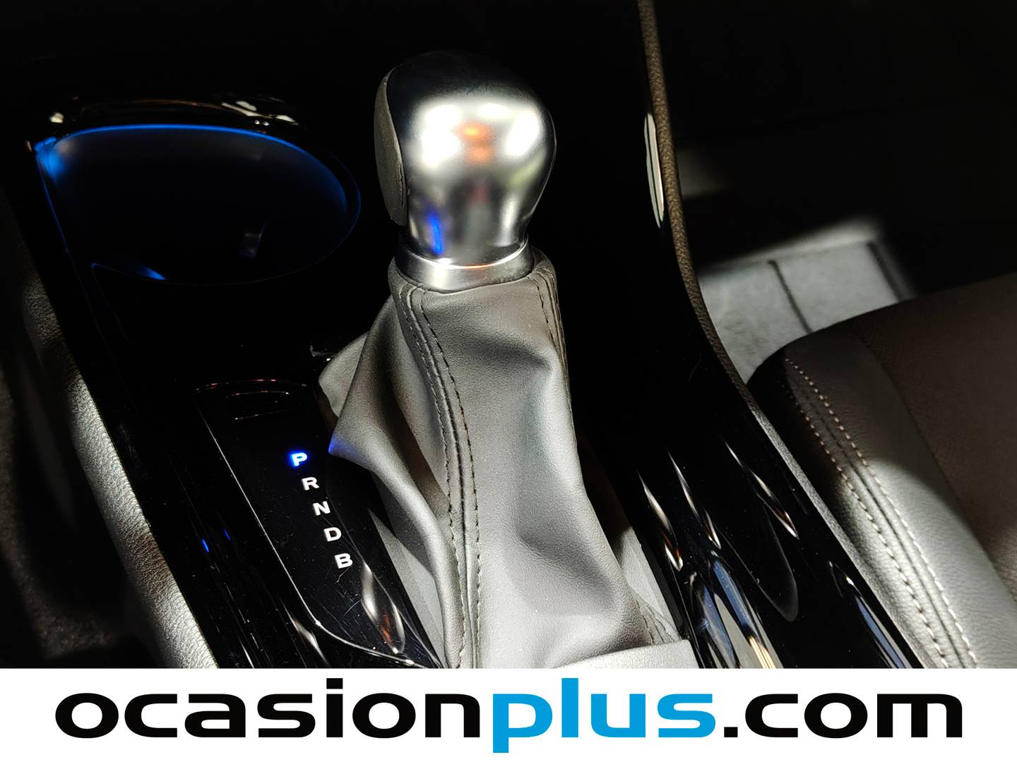 Toyota C-HR Toyota C-HR 1.8 125H Advance (122 CV) de segunda mano