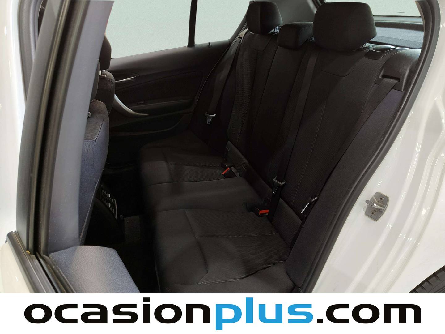 Foto asientos traseros BMW Serie 1 BMW Serie 1 118d  (143 CV)