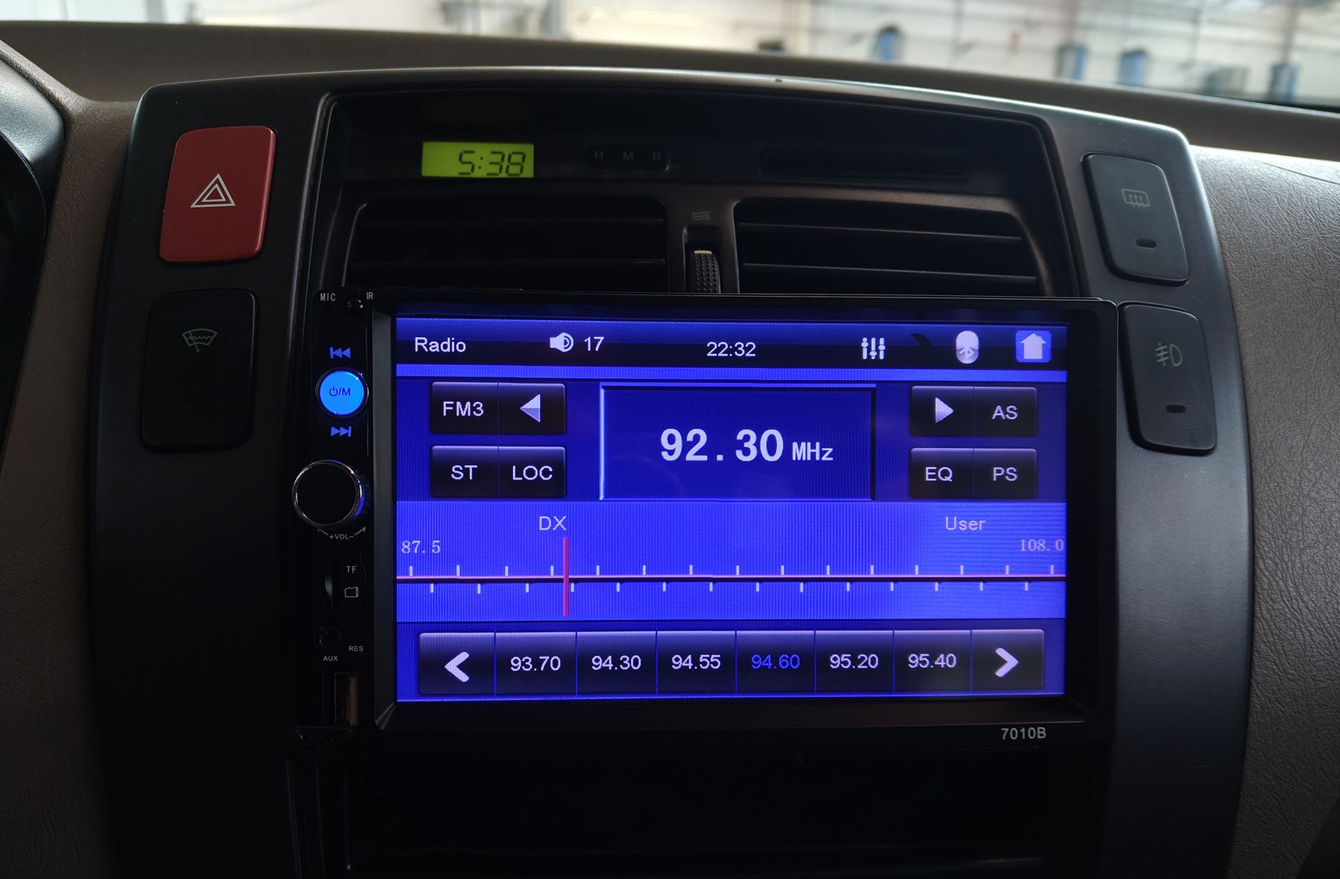 Hyundai Tucson 2.0 Comfort - foto 23