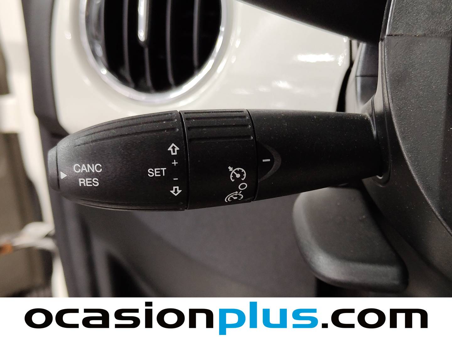 Fiat 500 Fiat 500 1.0 Hybrid Dolcevita (70 CV) de segunda mano