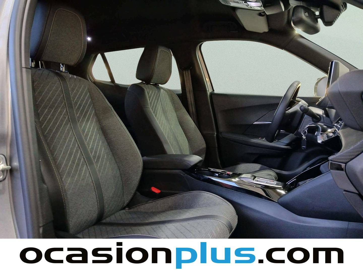 Peugeot 2008 Peugeot 2008 Allure Hybrid eDCS6 (145 CV) automático