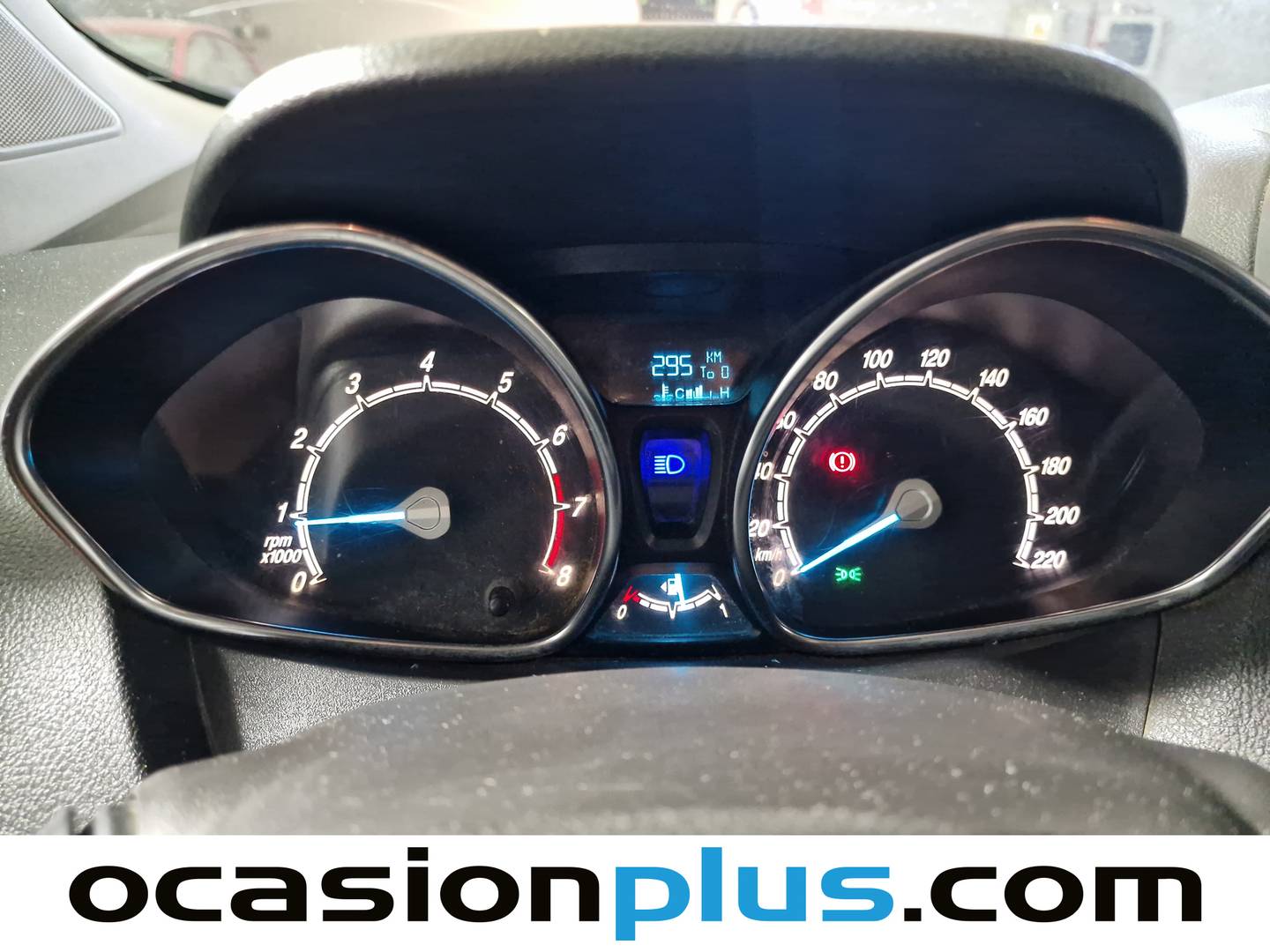 Ford Tourneo Courier Ford Tourneo Courier 1.0 EcoBoost Titanium (100 CV) de segunda mano