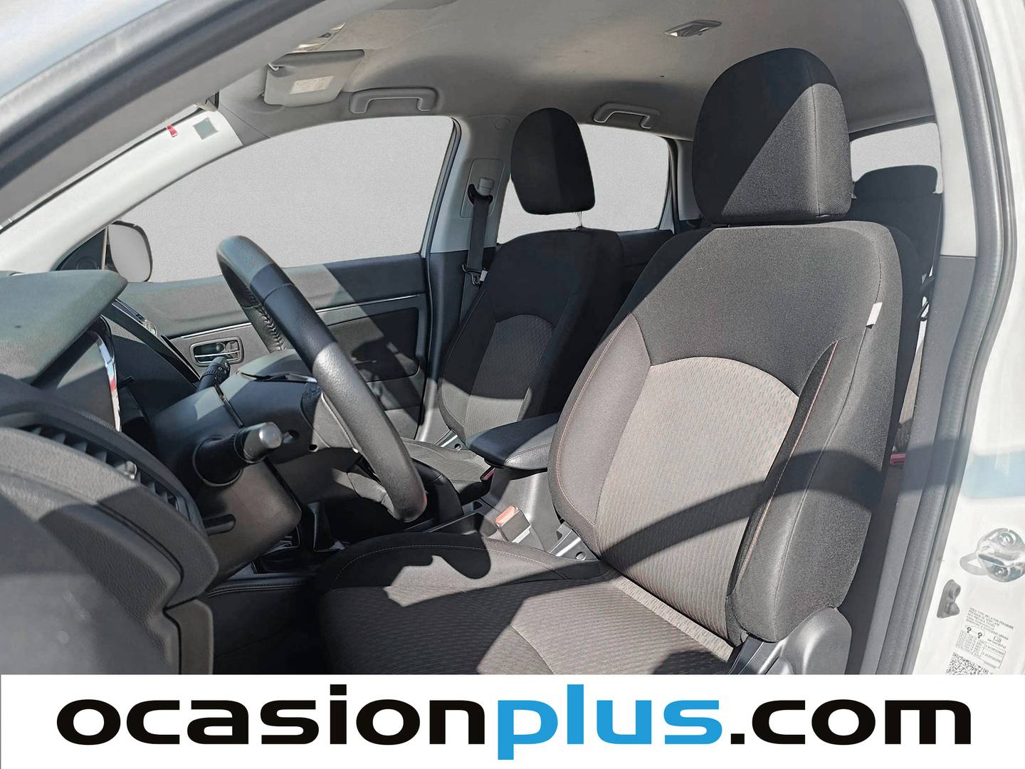 Foto asientos delanteros Mitsubishi ASX Mitsubishi ASX 160 MPI Motion (117 CV)