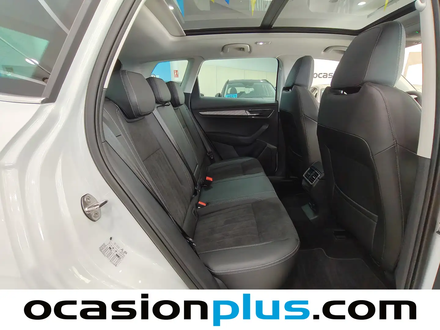 Foto Skoda Karoq Skoda Karoq 1.5 TSI ACT Design DSG  (150 CV)