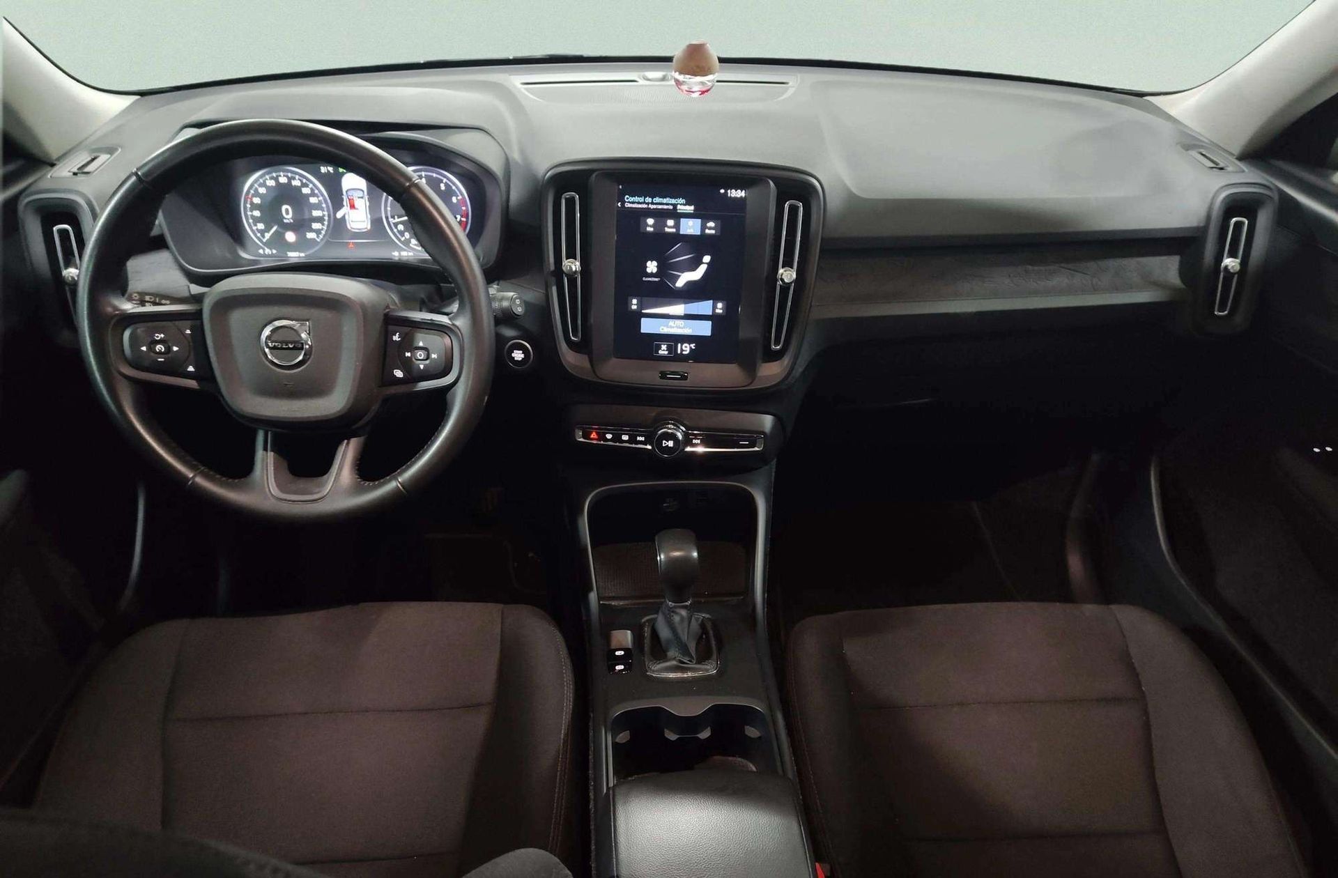 Volvo XC40 T2 Momentum Core - foto 6