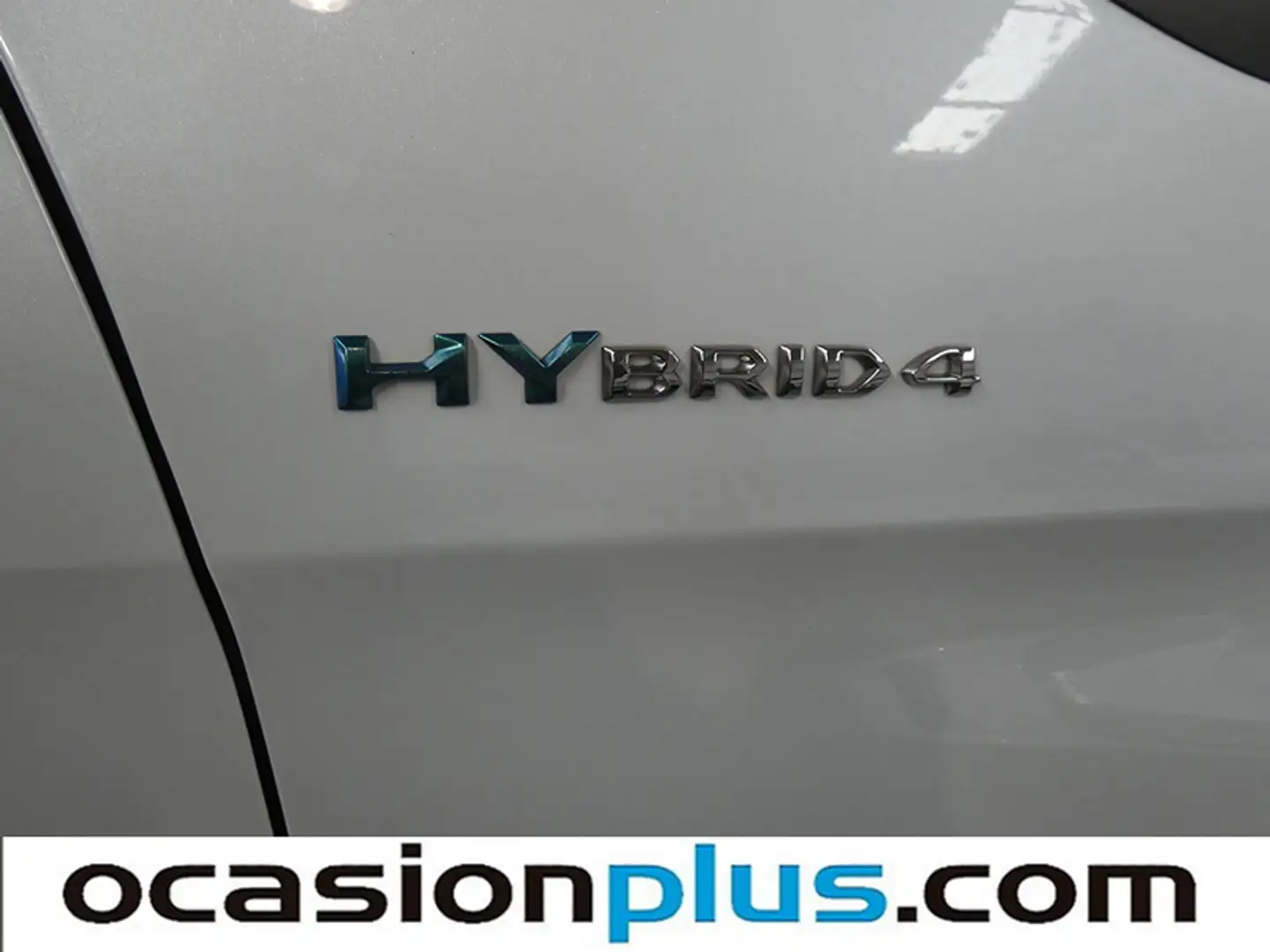 Foto Peugeot 3008 Hybrid Peugeot 3008 Hybrid 300 GT Pack e-EAT8 (300 CV)