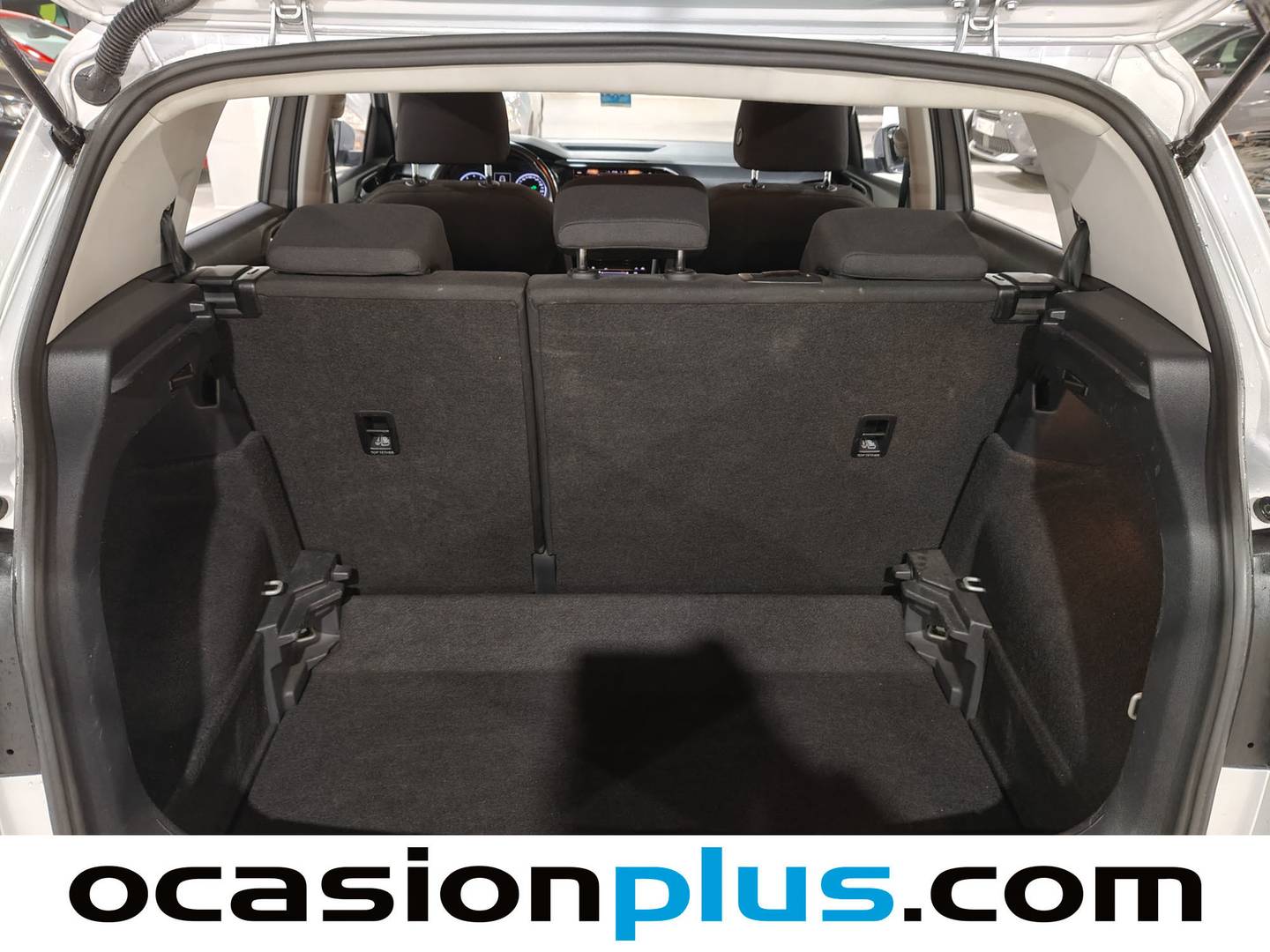 Foto Volkswagen T-Cross Volkswagen T-Cross Advance 1.0 TSI (110 CV) DSG