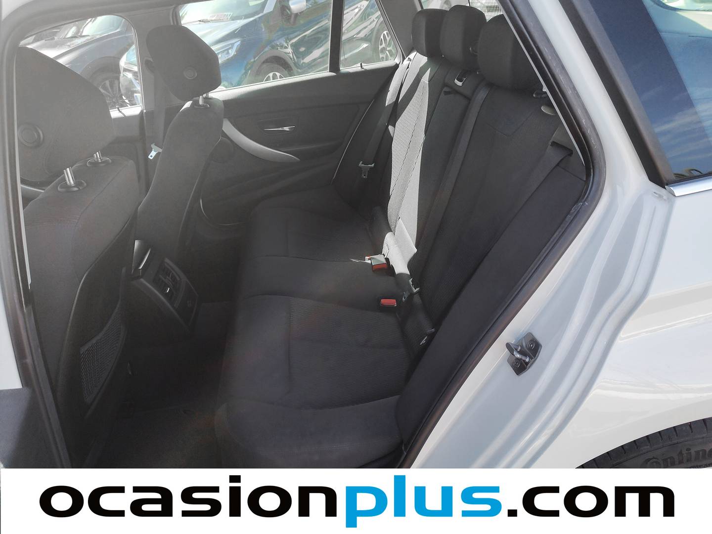 Foto asientos traseros BMW Serie 3 BMW Serie 3 318d Touring (143 CV)