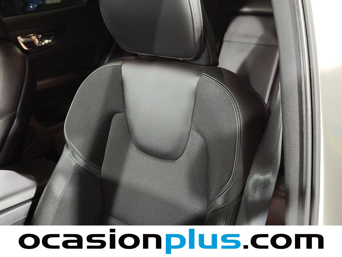 Foto Volvo V60 Volvo V60 D4 Momentum Auto (190 CV)