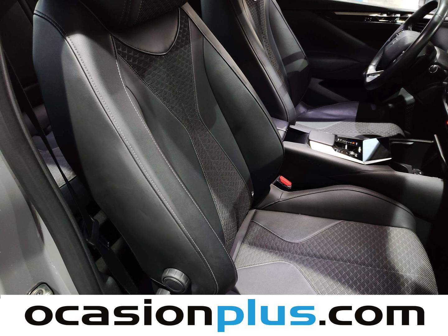 Foto DS DS 4 DS DS4 BlueHDi 130 Trocadero Auto (130 CV)