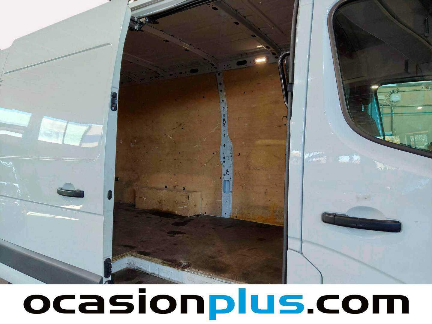 Fotos maletero Renault Master Renault Master Furgon RS Energy Blue dCi  (145 CV)
