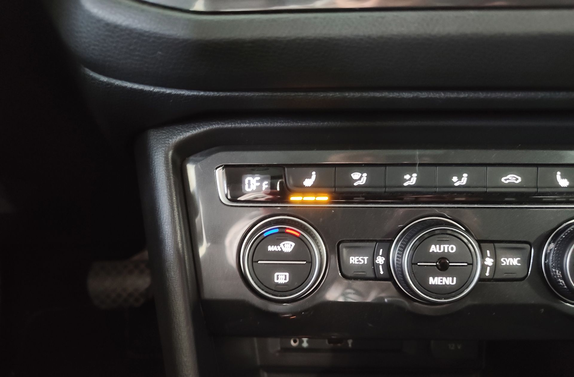Volkswagen Tiguan 2.0 TSI 4Motion BMT DSG - foto 8