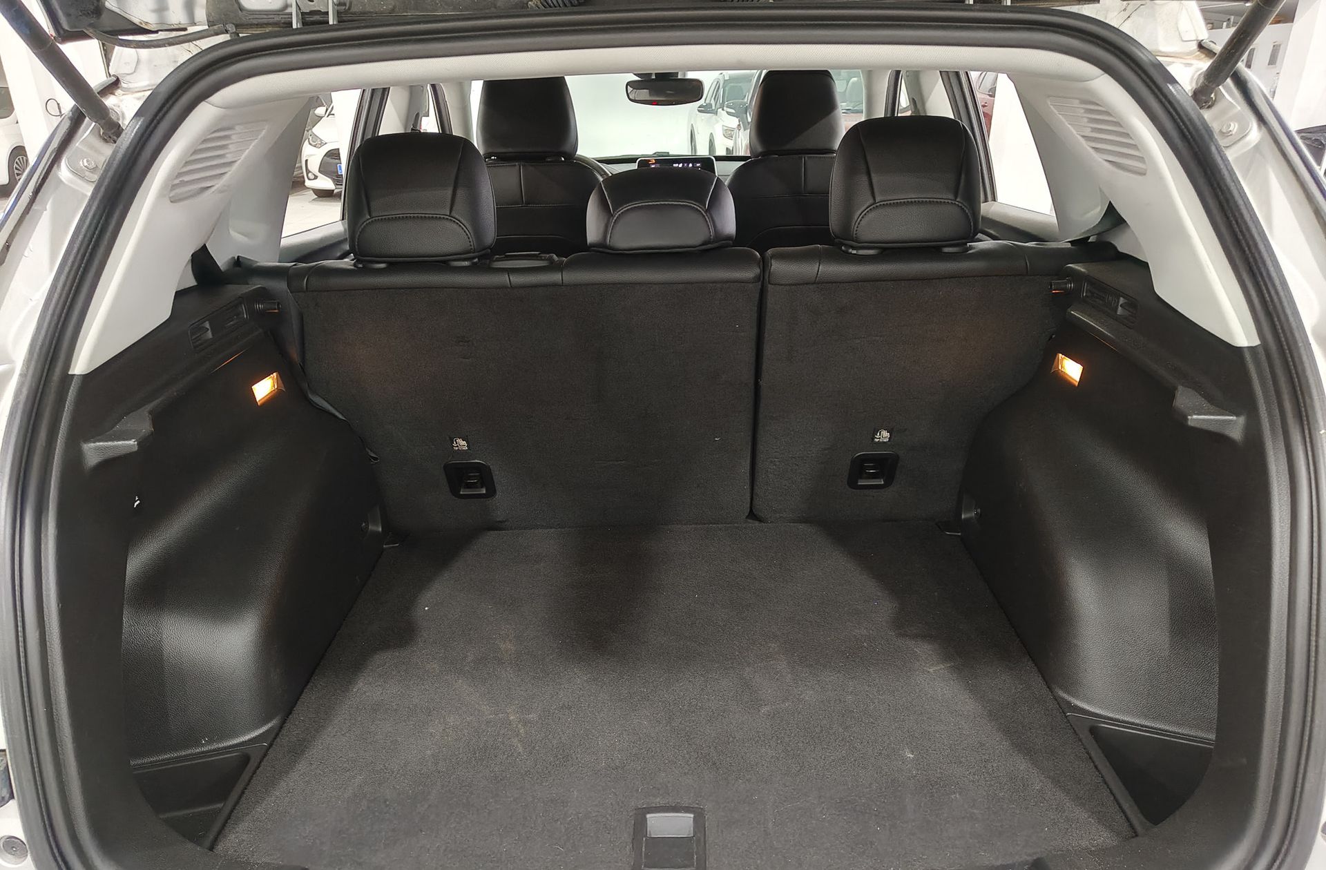Jeep Compass 1.3 Gse Night Eagle FWD - foto 17