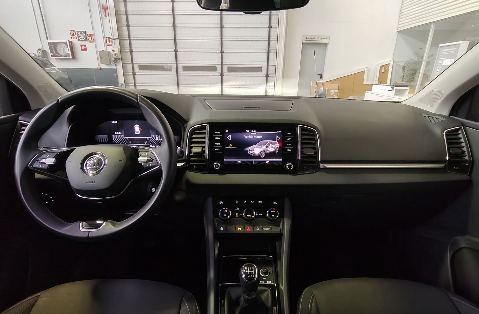Škoda Karoq 2.0 TDI Selection - foto 8