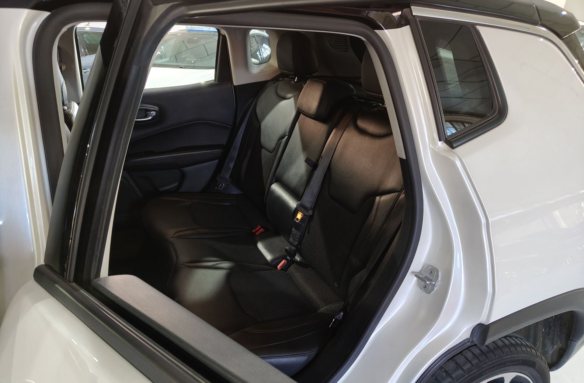Jeep Compass 2.0 MultiJet Limited 4x4 AD - foto 12