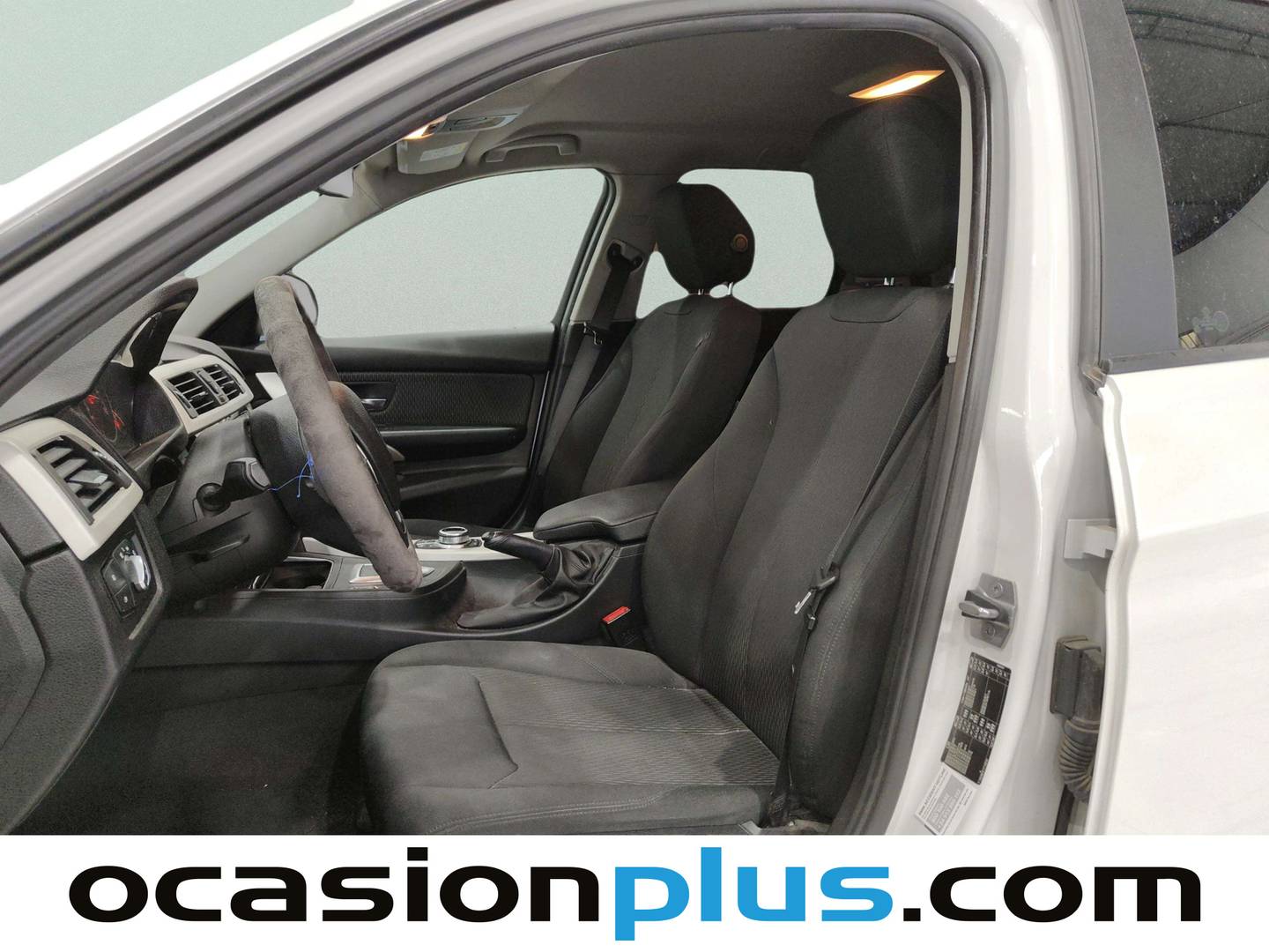 Foto asientos delanteros BMW Serie 3 BMW Serie 3 318d Touring (150 CV)