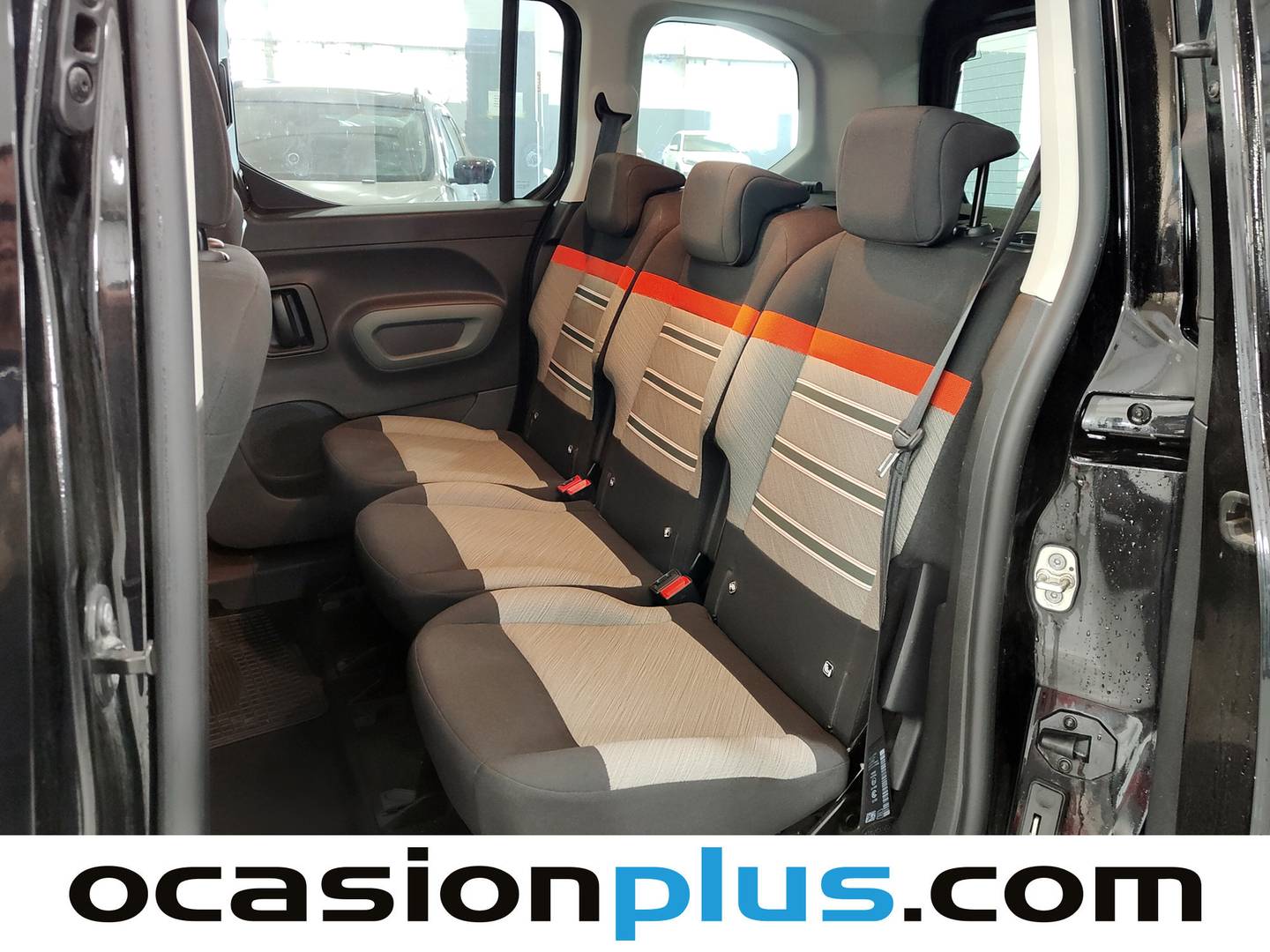 Foto asientos traseros Citroën Berlingo Citroën Berlingo Combi BlueHDi 100 Talla M Shine Business  (102 CV)