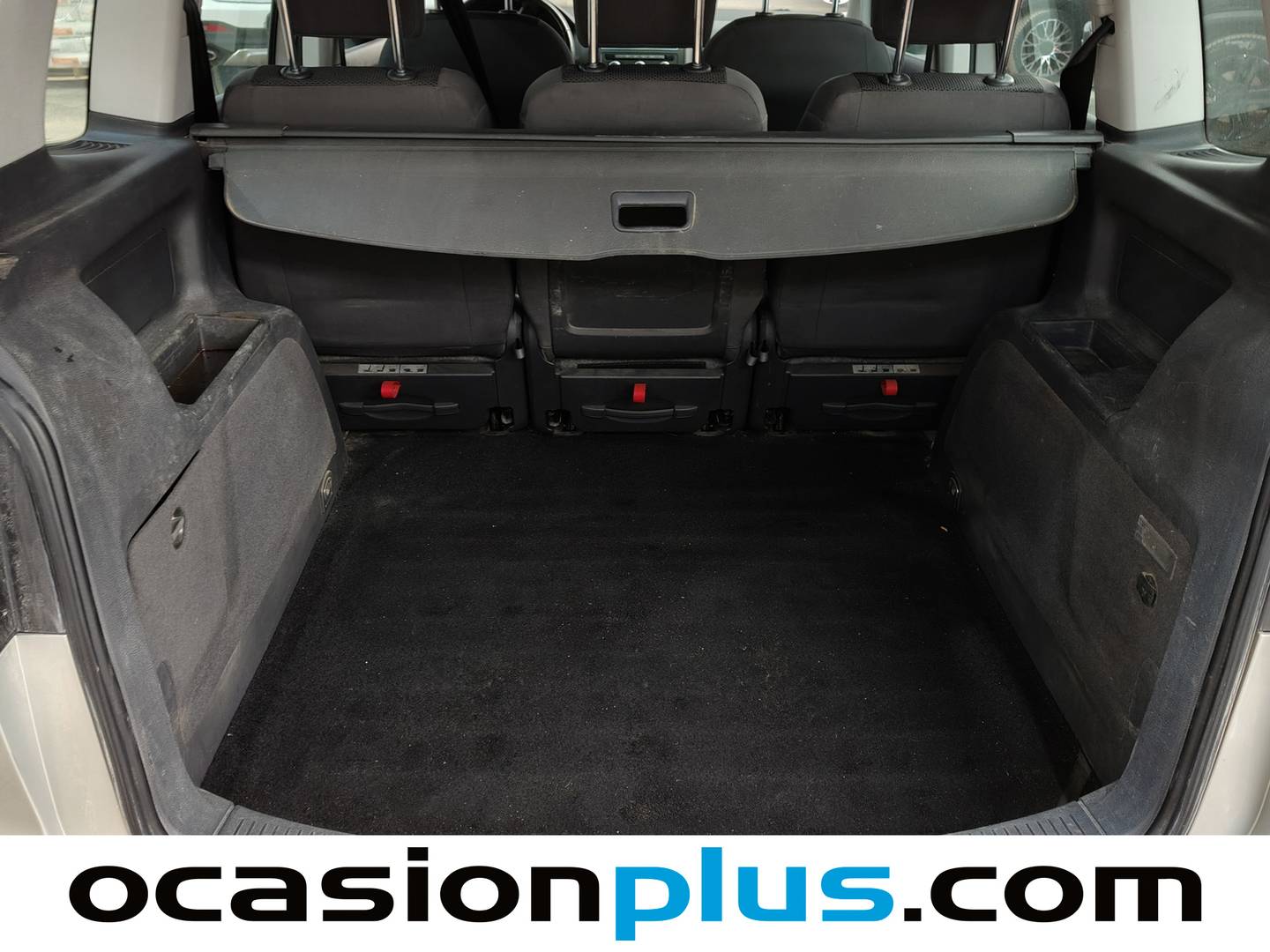 Foto Volkswagen Touran Volkswagen Touran Edition 1.6 TDI BMT (105 CV)