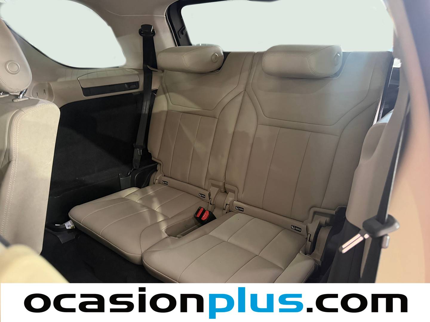 Extras y acabados del Land Rover Discovery Land Rover Discovery 2.0 I4 SD4 HSE Auto (240 CV) 7 plazas