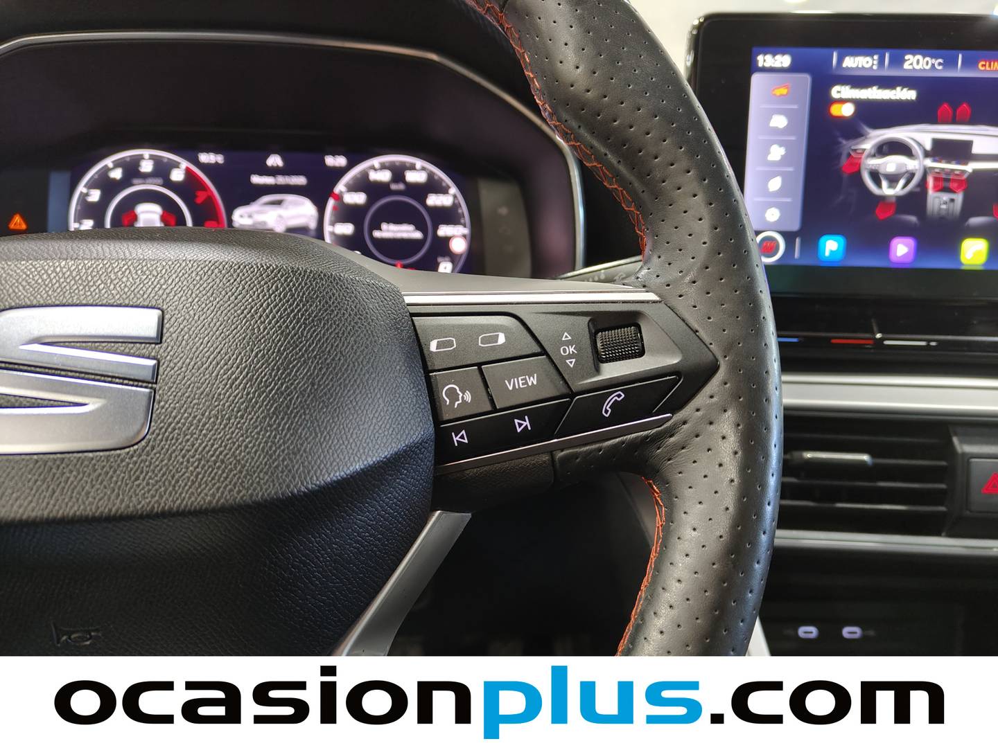 Foto Seat León SEAT León 1.5 eTSI S&S FR Go L DSG (150 CV)