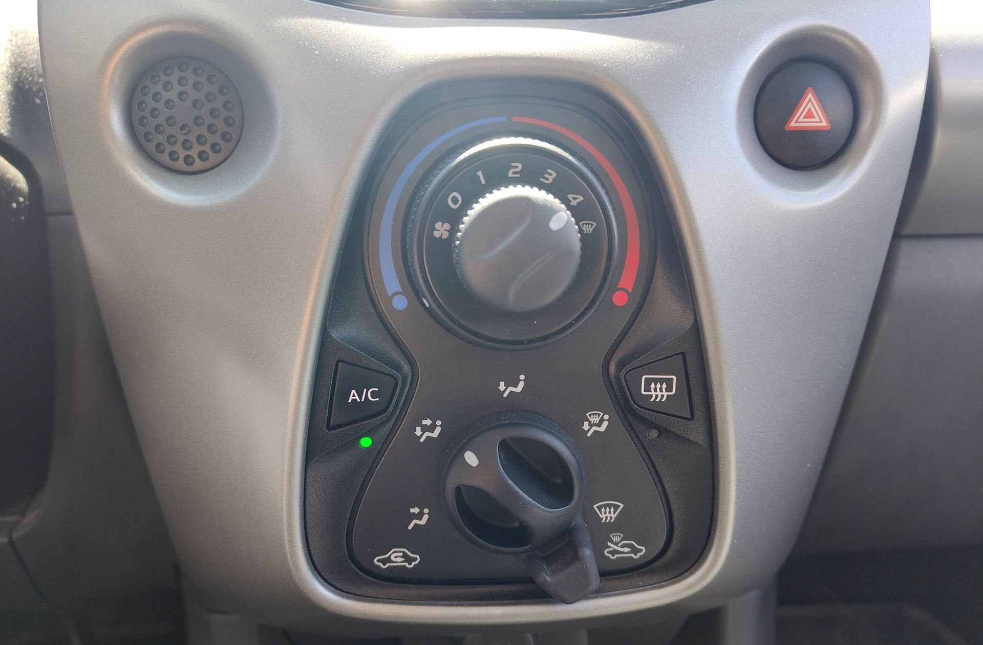 Peugeot 108 1.2 PureTech Active - foto 26