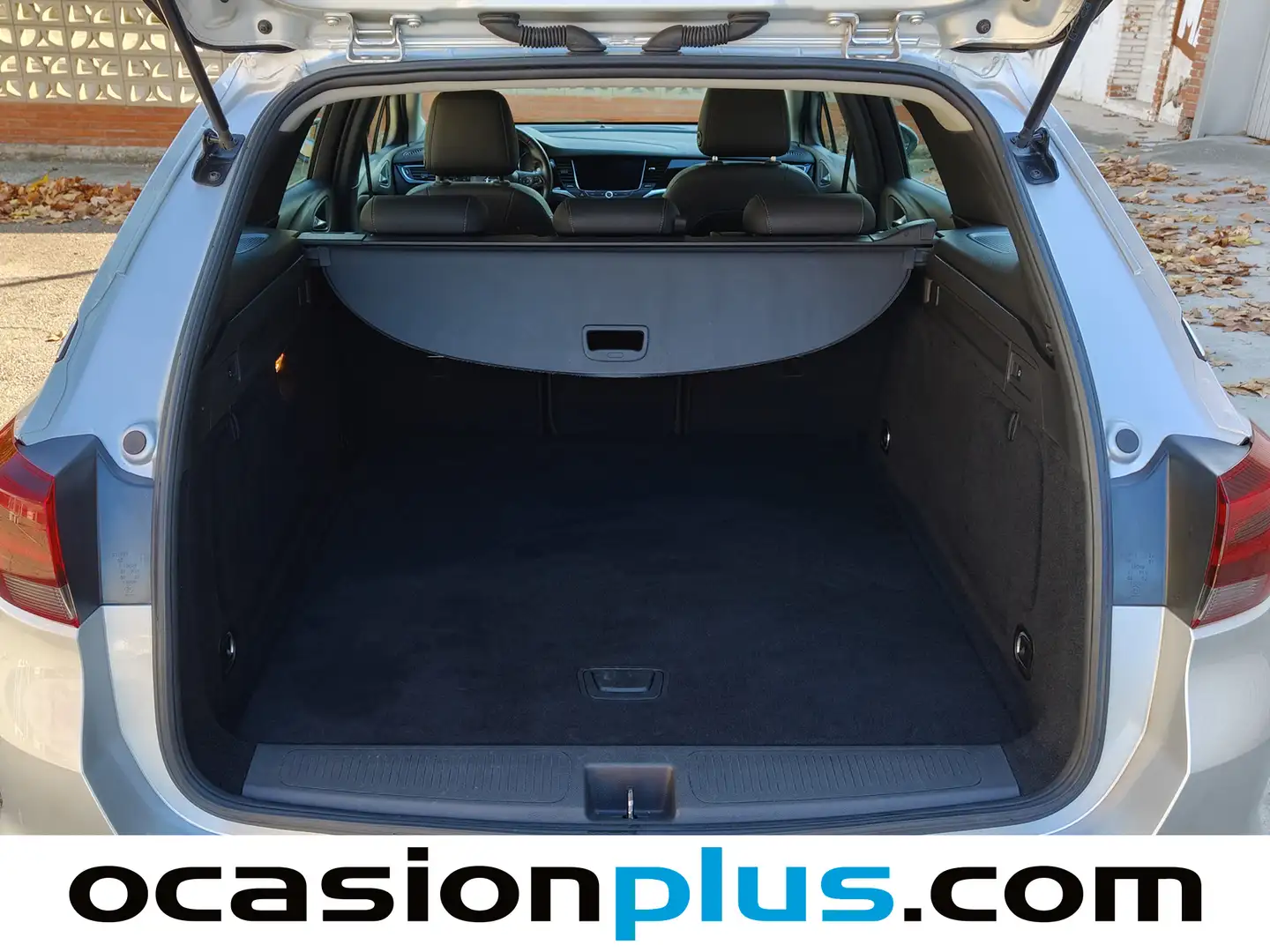 Foto Opel Astra Opel Astra 1.2 Turbo SHR Elegance (145 CV)