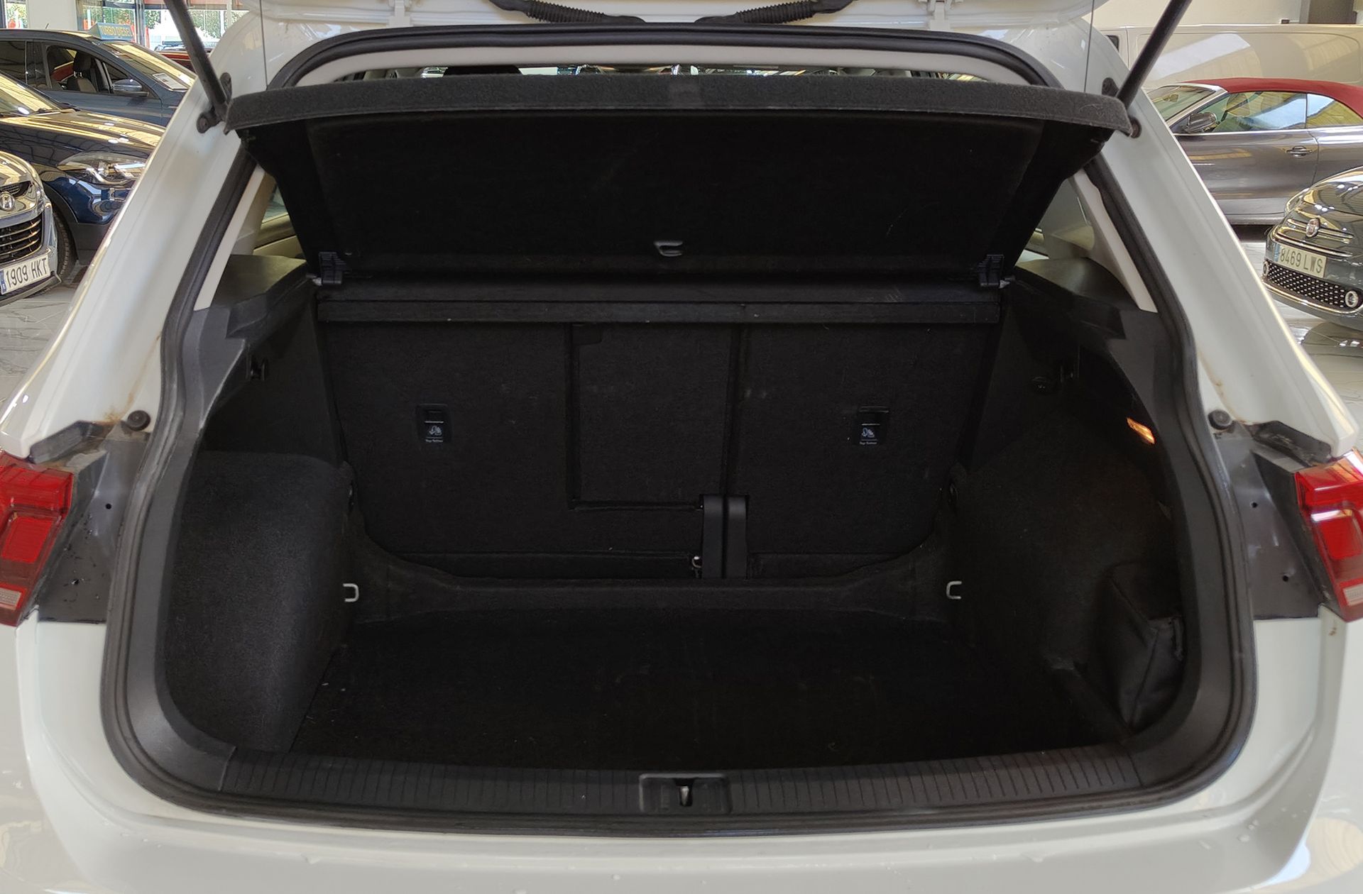 Volkswagen Tiguan Edition 2.0 TDI - foto 14