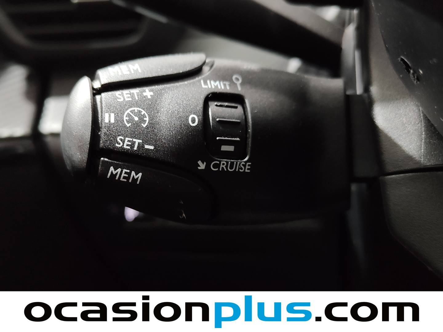 Paquetes del Peugeot 208 Peugeot 208 Style Hybrid 110 eDCS6 (110 CV)