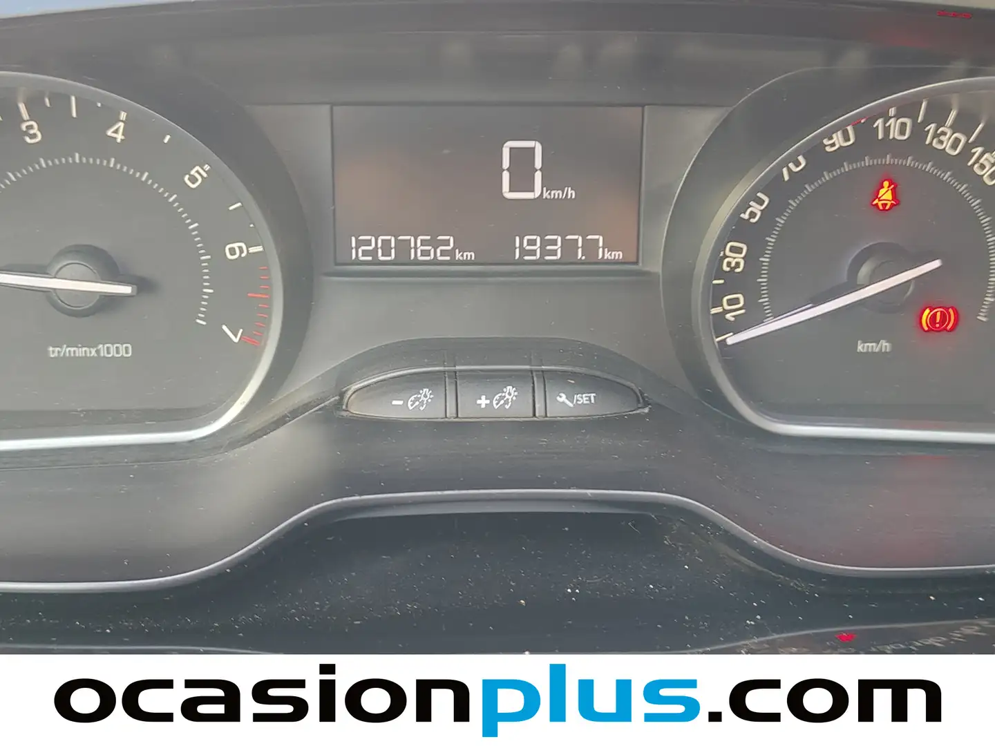 Foto Peugeot 208 Peugeot 208 PureTech Signature (82 CV)