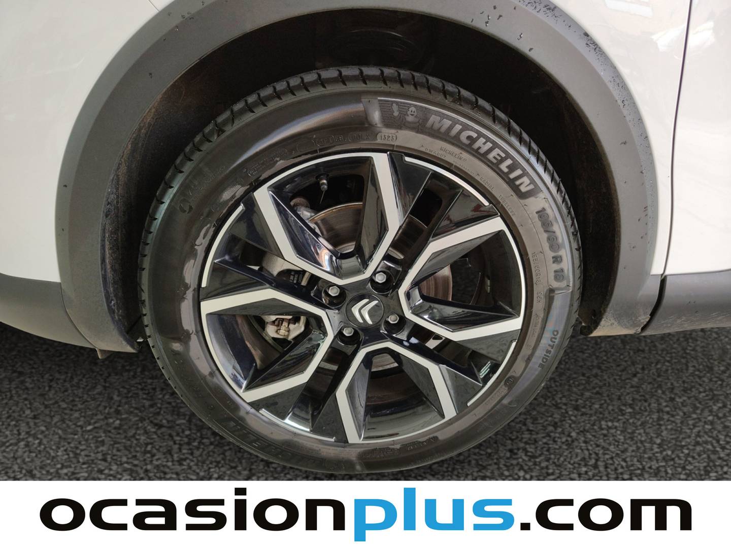 Foto Citroën ë-C4 X Citroen ë-C4 X 50KWh eléctrico Feel Pack (136 CV)