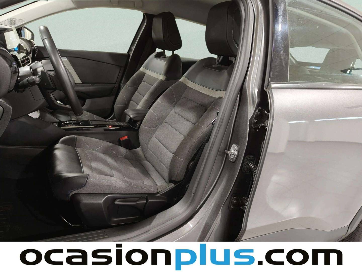 Foto asientos delanteros Citroën C4 Citroën C4 PureTech 130 S&S Plus EAT8 (131 CV)