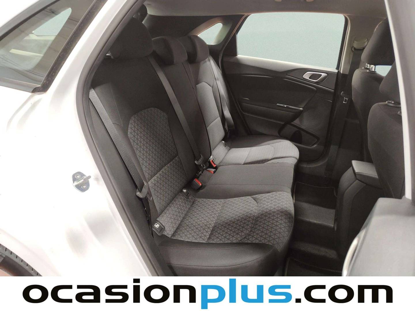 KIA Ceed KIA Ceed 1.0 T-GDi Concept (100 CV) gasolina