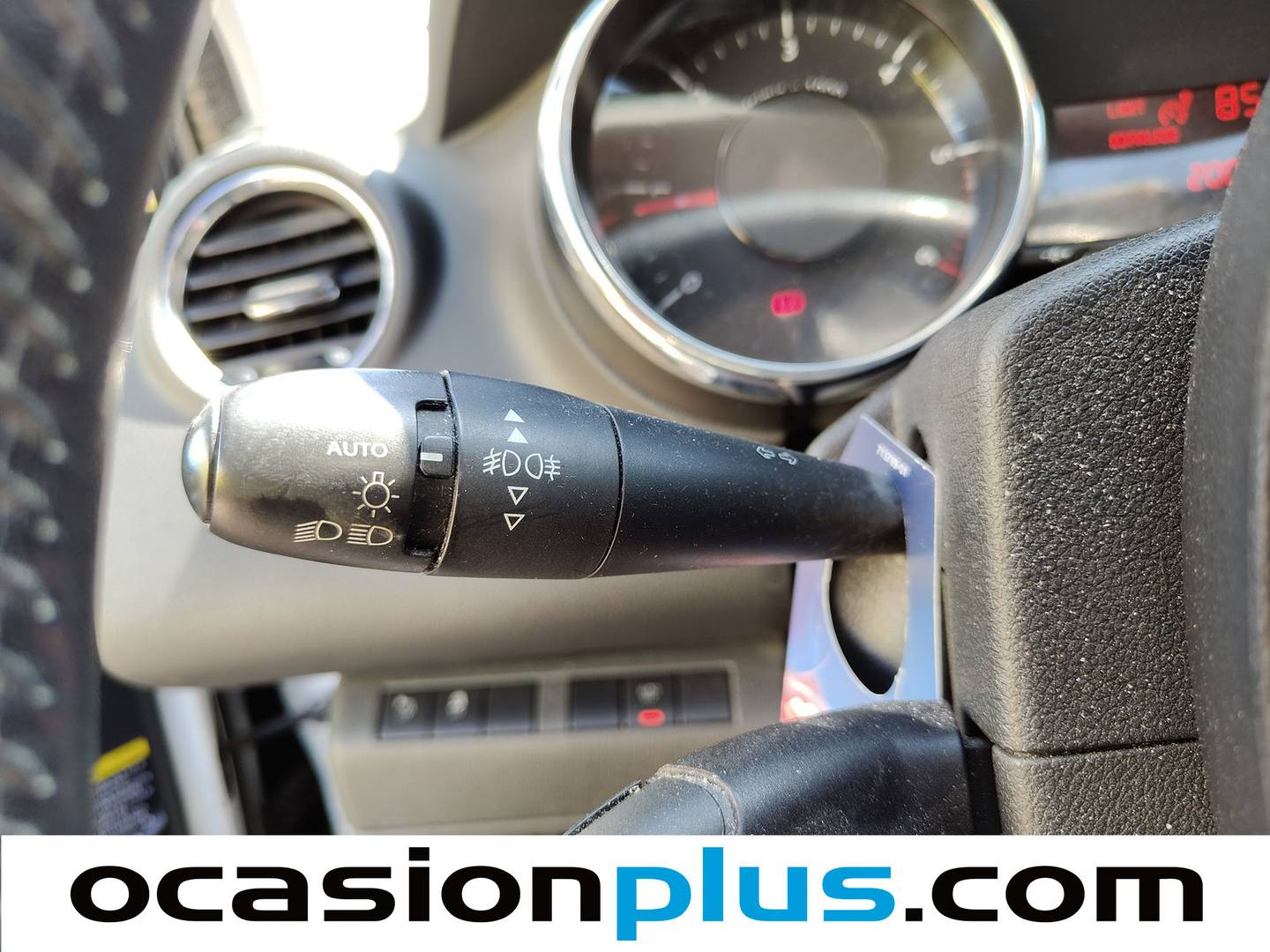 Equipamiento del Peugeot 3008 Peugeot 3008 1.6 BlueHDI FAP Style (120 CV)