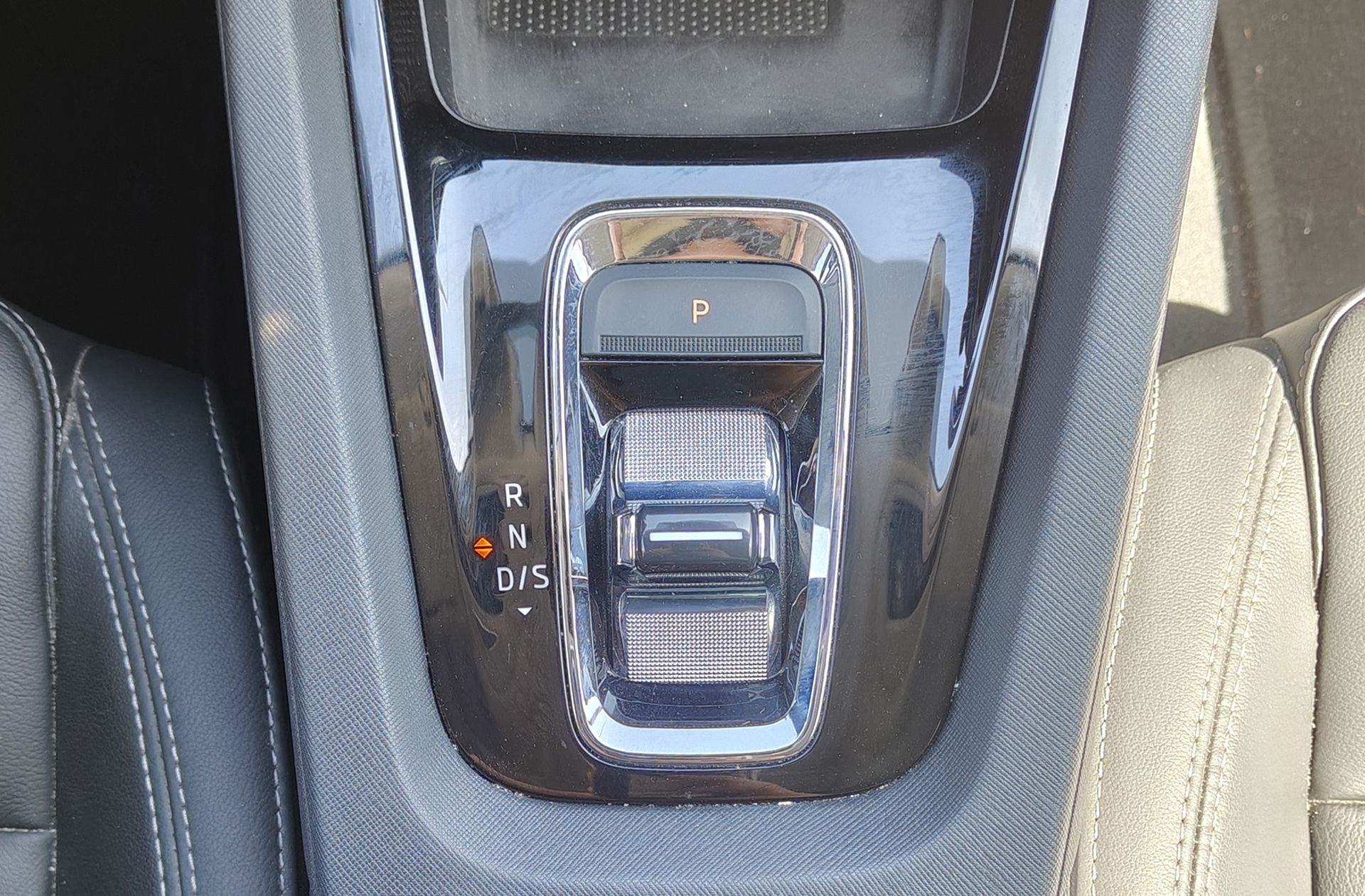 Škoda Octavia 2.0 TDI Style DSG - foto 5