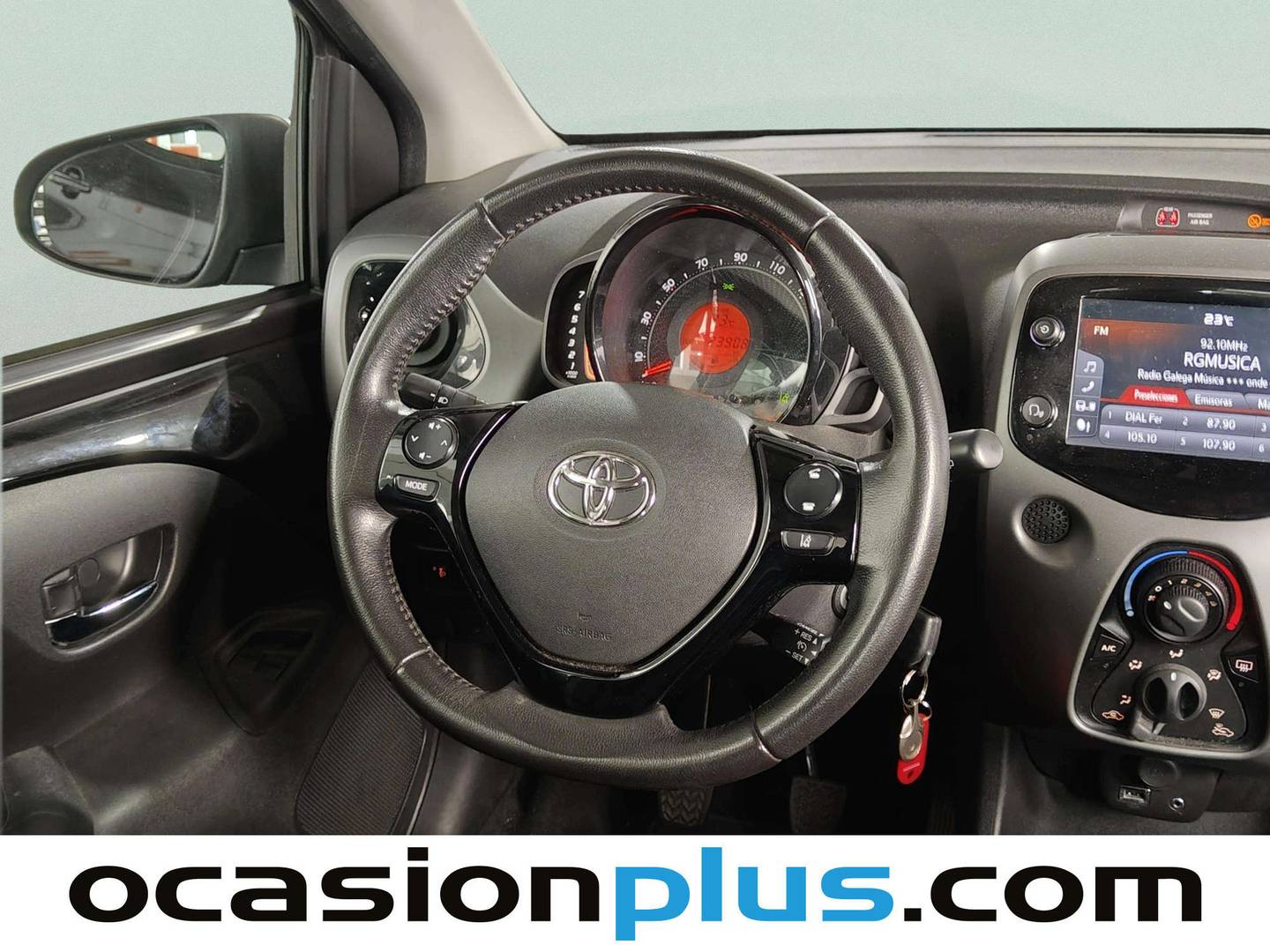 Toyota Aygo Toyota Aygo 1.0 70 x-play (72 CV) manual