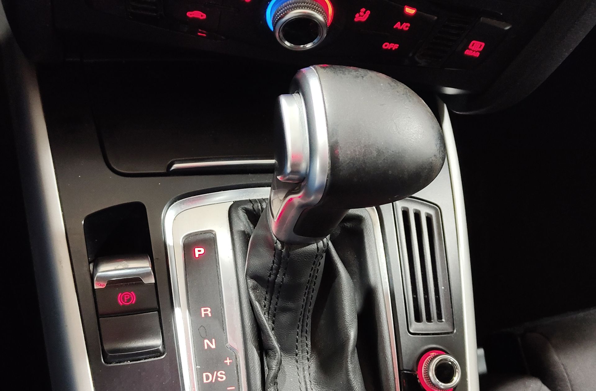 Audi A4 S line edition 2.0 TDI clean diesel multitronic - foto 6
