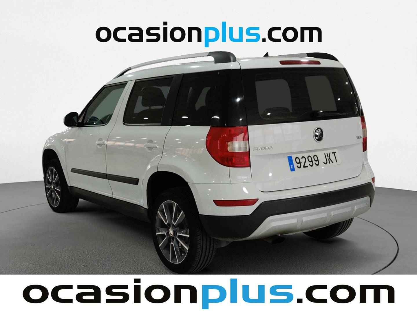 Foto trasera Skoda Yeti Skoda Yeti 2.0 TDI AdBlue Outdoor Like (110 CV) izquierda