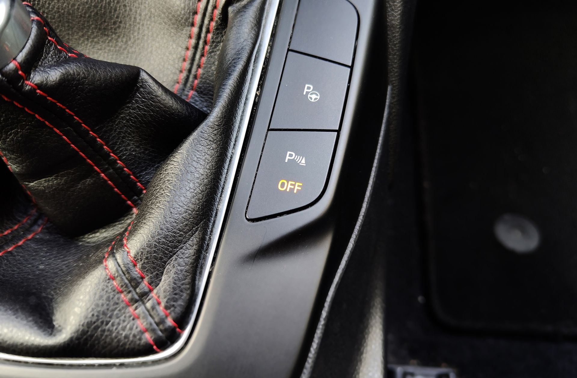 Ford Focus 1.0 EcoBoost ST-Line - foto 11