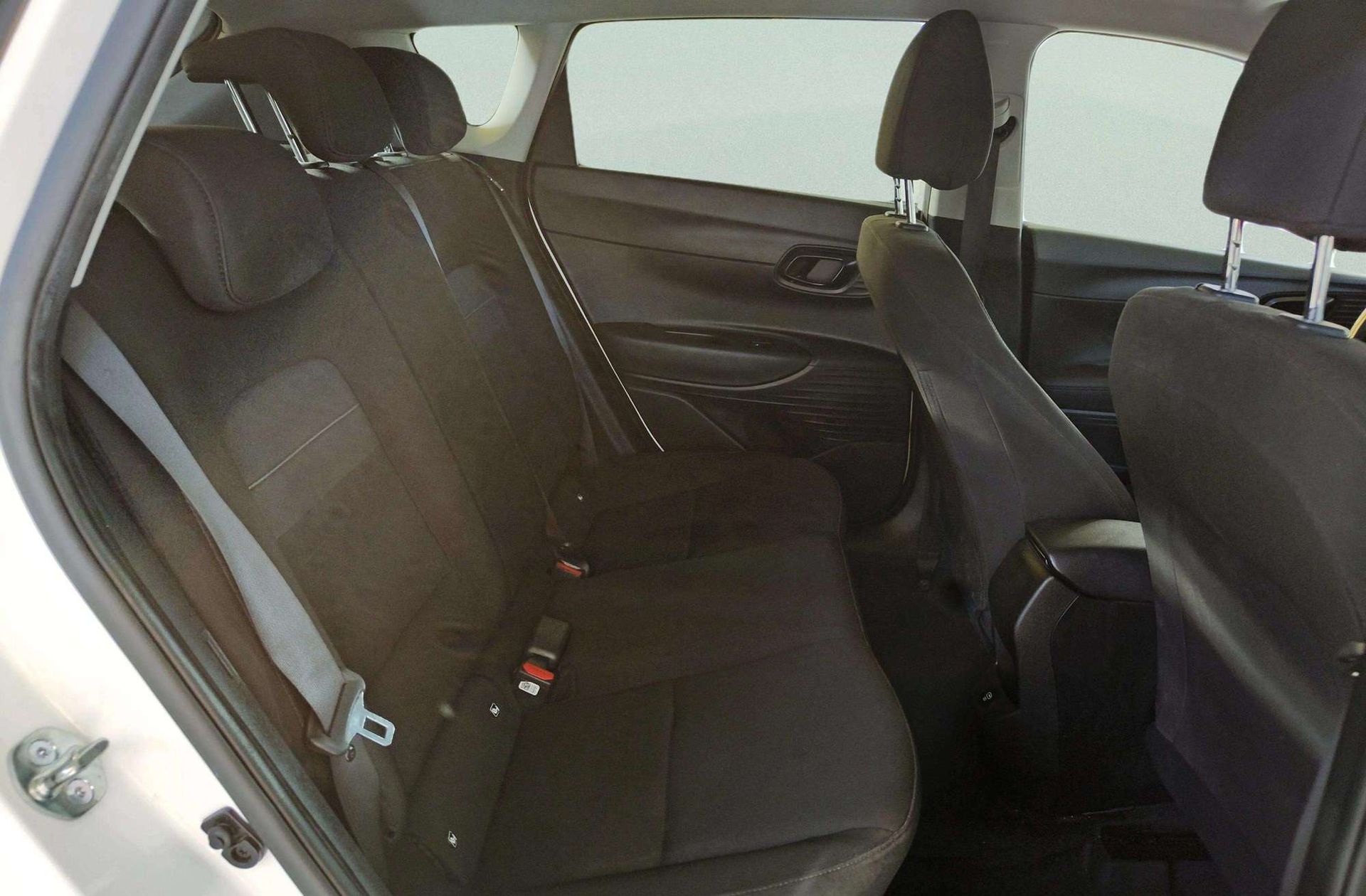 Hyundai Bayon 1.2 MPI Maxx - foto 16