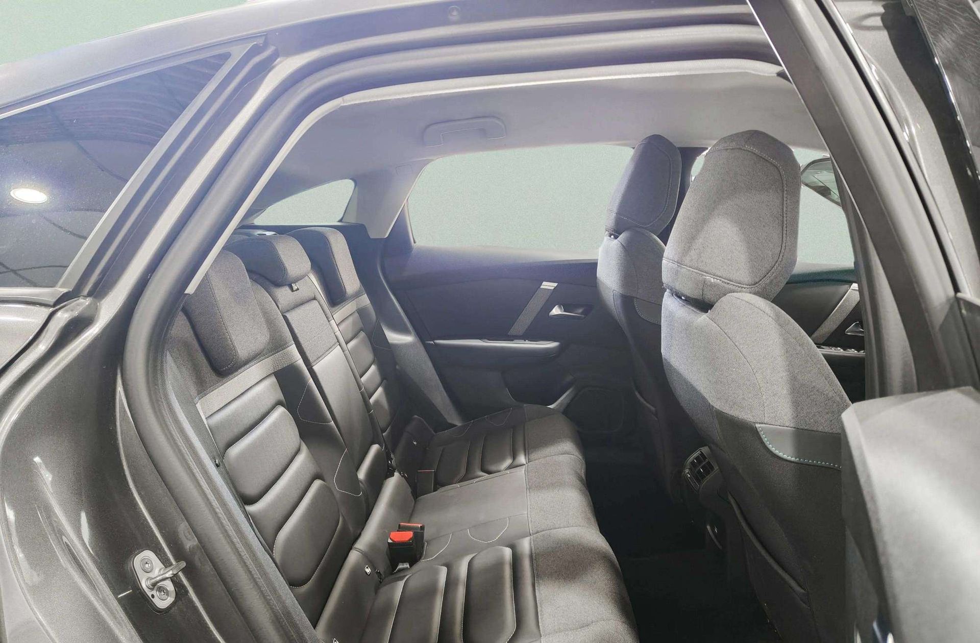 Citroën C4 PureTech 130 Shine - foto 17
