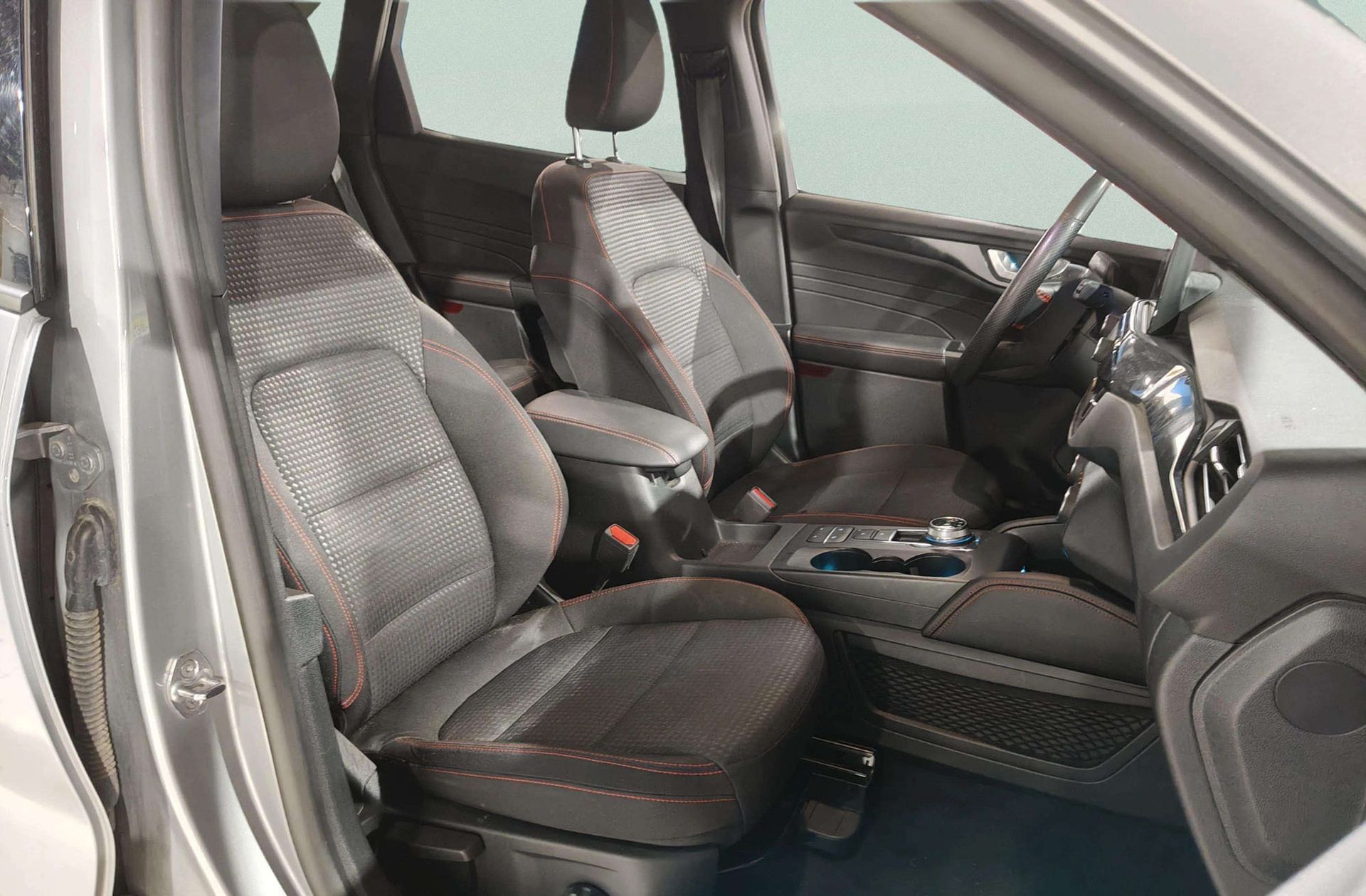 Ford Kuga 2.5 Duratec PHEV ST-Line - foto 18