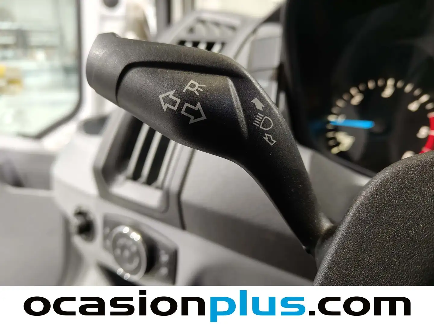 Foto Ford Transit Ford Transit Furgon 310 L3H2 Trend Delantera (130 CV)