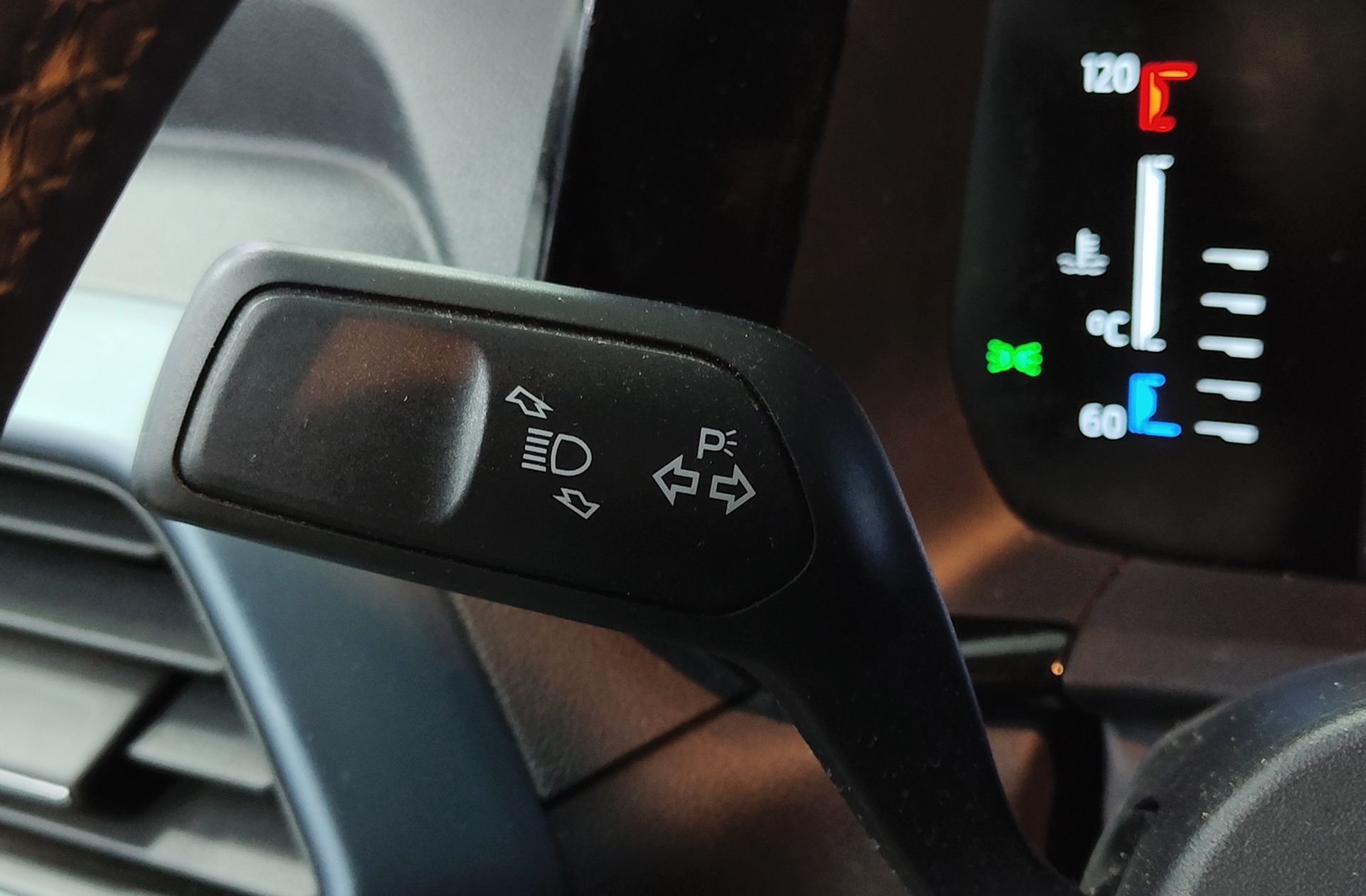 Ford Tourneo Courier 1.0 EcoBoost Active - foto 22