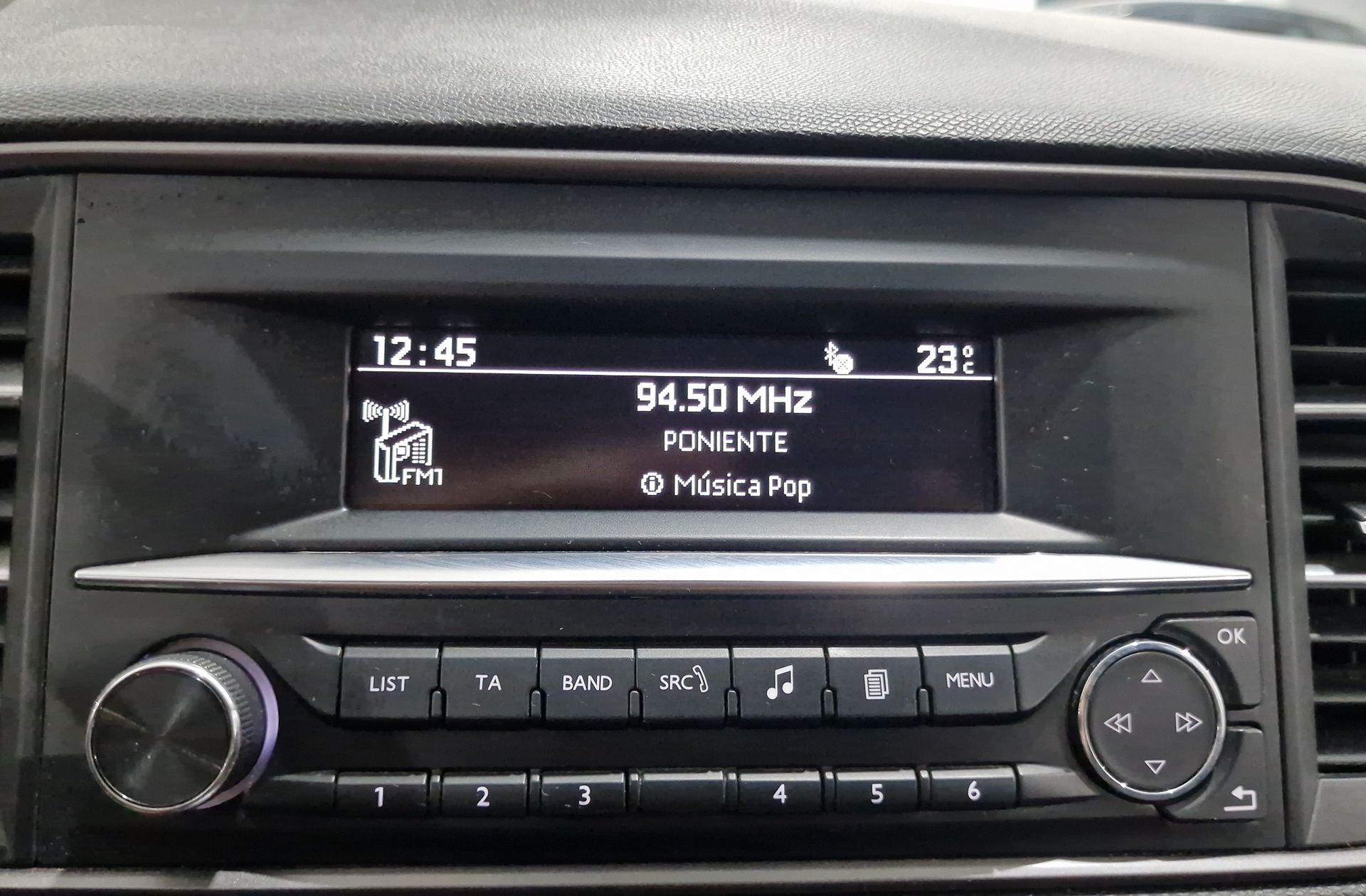 Peugeot 308 1.6 HDi FAP Access - foto 26