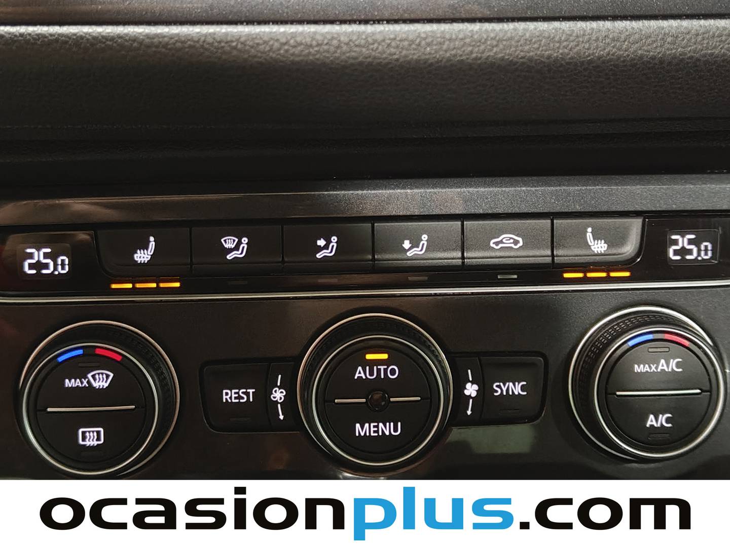 Foto Volkswagen Tiguan Volkswagen Tiguan Sport 1.5 TSI (150 CV) DSG Pack R-Line