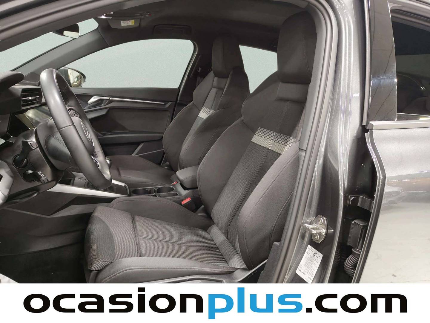 Foto Audi A3 Audi A3 Sedan S line 30 TFSI (110 CV)