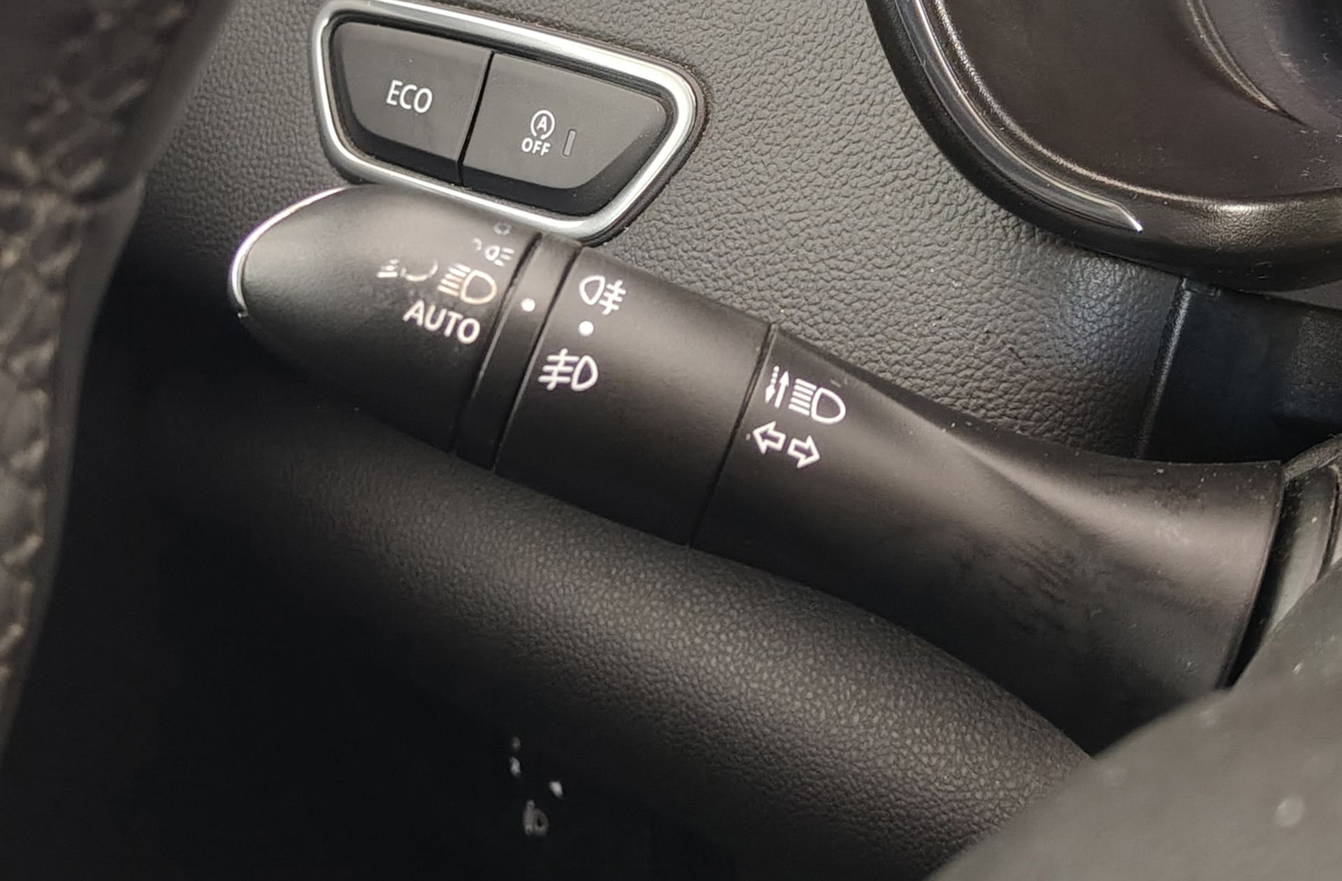 Renault Kadjar Techno TCe GPF EDC - foto 24