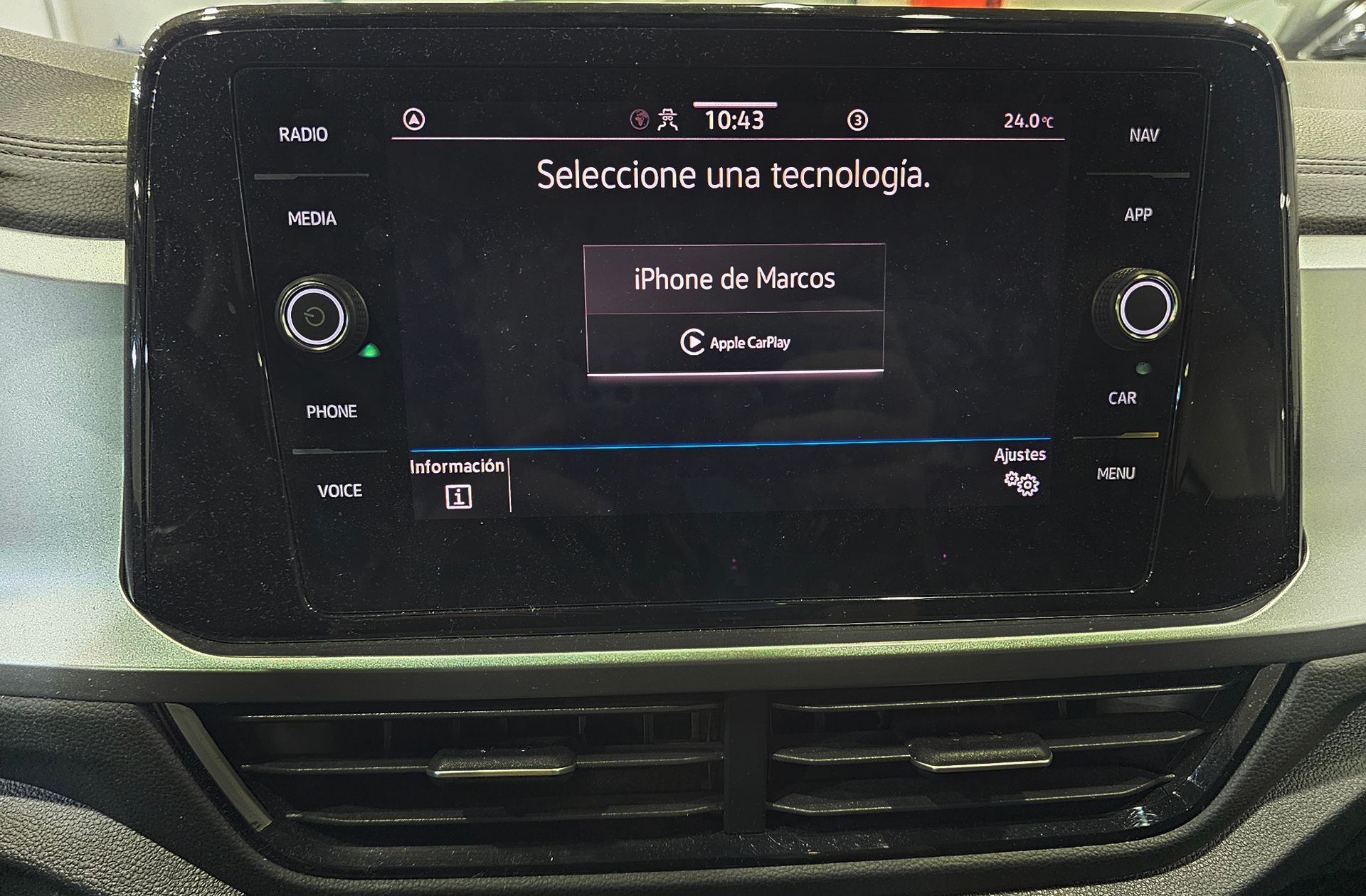 Volkswagen T-Roc Life 2.0 TDI - foto 7