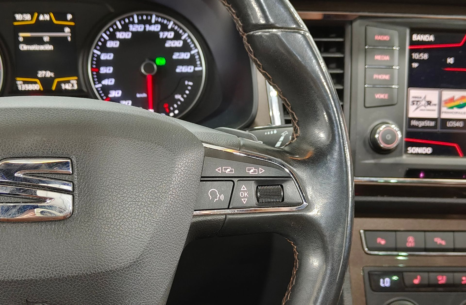 SEAT Ateca 2.0 TDI Xcellence 4Drive DSG - foto 35
